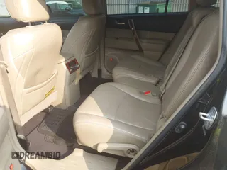 2011 Toyota Highlander Limited z VIN 5TDDK3EH5BS087809, wystawiony jako IAAI lot #42412004 z przebiegiem 191 511 mil mil oraz . Historia ofert i sprzedaży dostępna na DreamBid. Obrazek 8.