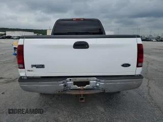 2002 Ford F-150 XL z VIN 1FTRX17W42NC08021, wystawiony jako Copart lot #54981215 z przebiegiem 109 078 mil mil oraz Czysty tytuł • Clean title. Historia ofert i sprzedaży dostępna na DreamBid. Obrazek 6.