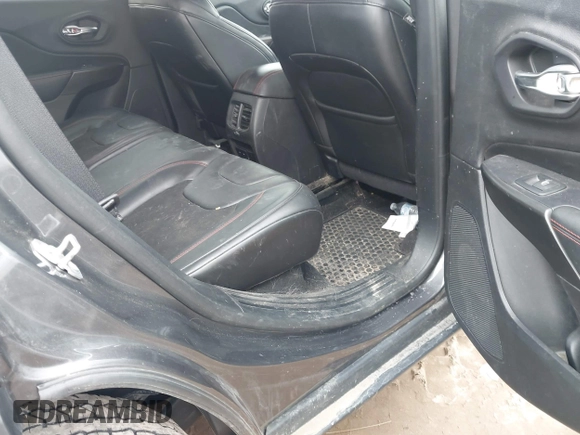2020 Jeep Cherokee Trailhawk с VIN 1C4PJMBX2LD562699, выставлен на аукционе IAAI как лот 41707512 с пробегом 152 729 миль миль и . История ставок и продаж доступна на DreamBid. Изображение 8.