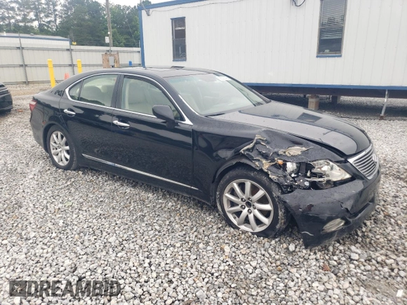 2008 Lexus LS 460 z VIN JTHBL46F885059667, wystawiony jako Copart lot #58533145 z przebiegiem 261 040 mil mil oraz Szkoda całkowita • Salvage title. Historia ofert i sprzedaży dostępna na DreamBid. Obrazek 4.