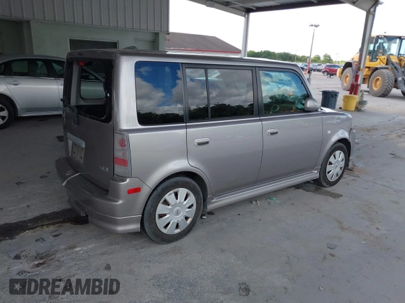 2006 Scion xB with VIN JTLKT324864077724, listed as a IAAI auction lot 42592757 with 360,588 mi miles and . Bid and sale history available at DreamBid. Image 4.