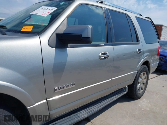 2008 Ford Expedition Limited with VIN 1FMFU19568LA41130, listed as a IAAI auction lot 42485255 with 200,089 mi miles and . Bid and sale history available at DreamBid. Image 19.