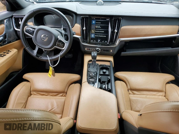 2020 Volvo V90 with VIN YV1A22VL5L1128028, listed as a Copart auction lot 53423874 with 47,745 mi miles and Salvage title. Bid and sale history available at DreamBid. Image 8.