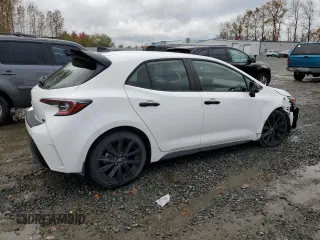 2020 Toyota Corolla Hatchback SE with VIN JTND4RBE3L3096613, listed as a Copart auction lot 76630074 with 64,261 mi miles and Clean Title. Bid and sale history available at carsss.com. Image 3.