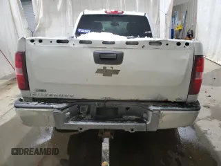 2010 Chevrolet Silverado 1500 LS with VIN 1GCSKREA4AZ251643, listed as a Copart auction lot 88511085 with 136,052 mi miles and Salvage Title. Bid and sale history available at DreamBid. Image 6.