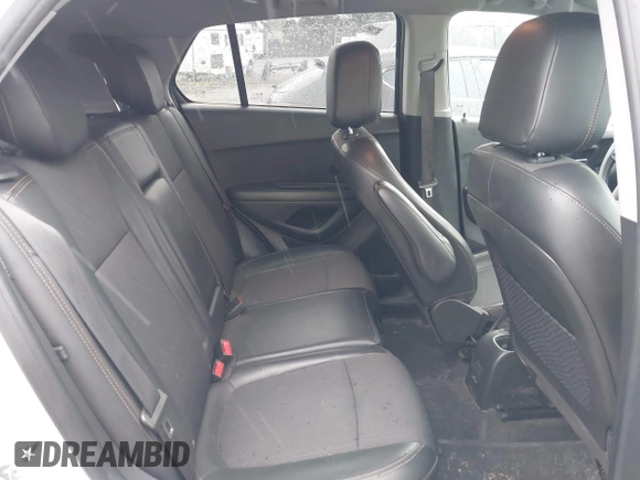2021 Chevrolet Trax LT with VIN KL7CJPSB9MB331460, listed as a IAAI auction lot 42019002 with 91,135 mi miles. Bid and sale history available at carsss.com. Image 8.