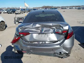2018 Alfa Romeo Giulia with VIN ZARFAEBN0J7575095, listed as a IAAI auction lot 41257535 with 1 mi miles. Bid and sale history available at carsss.com. Image 16.