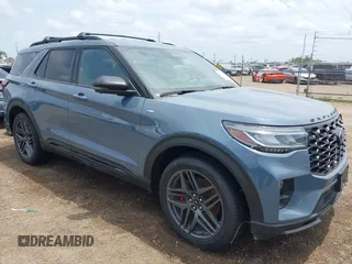 2025 Ford Explorer z VIN 1FMUK7KH5SGA32567, wystawiony jako IAAI lot #42170194 z przebiegiem 6 220 mil mil oraz . Historia ofert i sprzedaży dostępna na DreamBid. Obrazek 1.