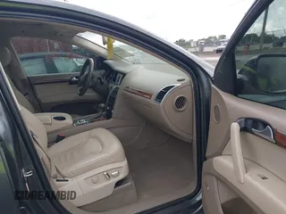 2013 Audi Q7 Premium Plus z VIN WA1LGAFE7DD015248, wystawiony jako IAAI lot #42486389 z przebiegiem 140 083 mil mil oraz . Historia ofert i sprzedaży dostępna na DreamBid. Obrazek 5.