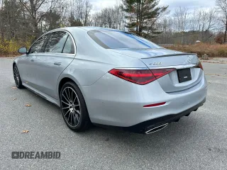 2021 Mercedes-Benz S 580 with VIN W1K6G7GB8MA039284, listed as a Copart auction lot 55825815 with 77,726 mi miles and Clean Title. Bid and sale history available at DreamBid. Image 3.