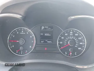 2018 Kia Forte LX z VIN 3KPFK4A70JE197056, wystawiony jako IAAI lot #42435555 z przebiegiem 79 805 mil mil oraz . Historia ofert i sprzedaży dostępna na DreamBid. Obrazek 7.