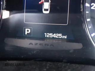 2015 Hyundai Azera z VIN KMHFG4JG3FA447672, wystawiony jako IAAI lot #42474930 z przebiegiem 125 425 mil mil oraz . Historia ofert i sprzedaży dostępna na DreamBid. Obrazek 15.