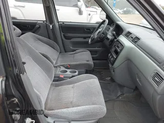 1998 Honda CR-V EX with VIN JHLRD186XWC085076, listed as a IAAI auction lot 41601344 with 264,810 mi miles. Bid and sale history available at carsss.com. Image 5.