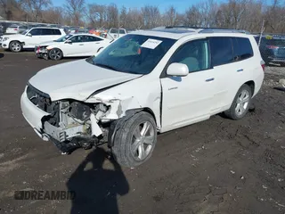 2010 Toyota Highlander Limited with VIN 5TDDK3EH6AS017928, listed as a IAAI auction lot 41614252 with 200,594 mi miles and . Bid and sale history available at DreamBid. Image 2.