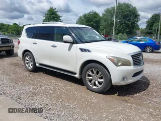 2012 Infiniti QX56 7-passenger z VIN JN8AZ2NF4C9516398, wystawiony jako IAAI lot #42384357 z przebiegiem 228 402 mil mil oraz . Historia ofert i sprzedaży dostępna na DreamBid. Obrazek 1.