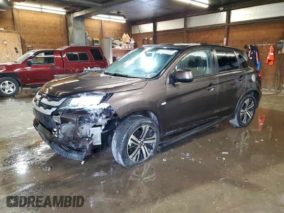 2020 Mitsubishi Outlander ES with VIN JA4AR3AU8LU026902, listed as a Copart auction lot 60210105 with 39,433 mi miles and Salvage title. Bid and sale history available at DreamBid. Image 1.
