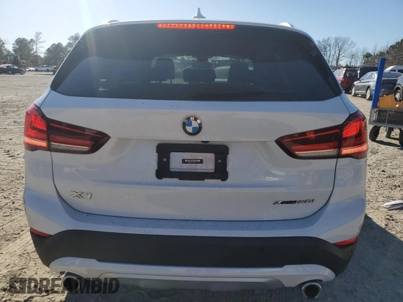 2021 BMW X1 xDrive28i with VIN WBXJG9C07M5U27350, listed as a Copart auction lot 48637295 with 22,202 mi miles and Salvage Title. Bid and sale history available at carsss.com. Image 6.