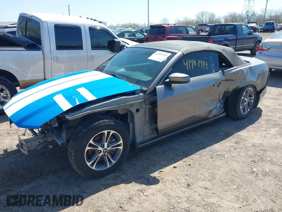 2014 Ford Mustang V6 with VIN 1ZVBP8EM2E5293227, listed as a IAAI auction lot 41987919 with 70,871 mi miles. Bid and sale history available at carsss.com. Image 2.
