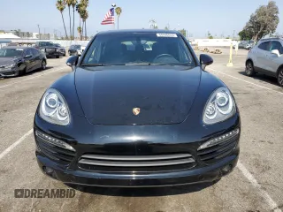 2012 Porsche Cayenne with VIN WP1AA2A26CLA11325, listed as a Copart auction lot 60490855 with 103,488 mi miles and Clean title. Bid and sale history available at DreamBid. Image 5.