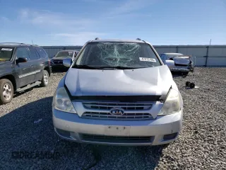2009 Kia Sedona LX with VIN KNDMB233496304472, listed as a Copart auction lot 47272105 with 184,370 mi miles and Salvage Title. Bid and sale history available at carsss.com. Image 5.