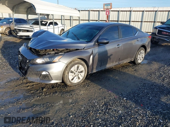 2022 Nissan Altima 2.5 S with VIN 1N4BL4BV8NN316083, listed as a IAAI auction lot 41437171 with 88,158 mi miles. Bid and sale history available at carsss.com. Image 2.