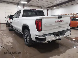 2021 GMC Sierra 1500 AT4 with VIN 3GTP9EED3MG184848, listed as a IAAI auction lot 41400026 with 35,645 mi miles. Bid and sale history available at carsss.com. Image 3.