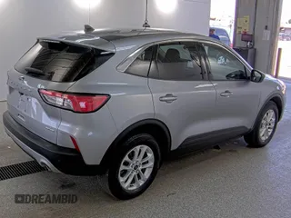 2022 Ford Escape SE z VIN 1FMCU9G66NUB40825, wystawiony jako IAAI lot #42796185 z przebiegiem 35 913 mil mil oraz . Historia ofert i sprzedaży dostępna na DreamBid. Obrazek 9.