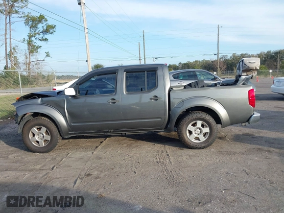 2008 Nissan Frontier SE z VIN 1N6AD07U28C448586, wystawiony jako IAAI lot #41245564 z przebiegiem 176 279 mil mil oraz . Historia ofert i sprzedaży dostępna na DreamBid. Obrazek 14.
