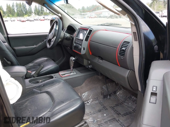2010 Nissan Frontier SE z VIN 1N6AD0EV3AC436304, wystawiony jako IAAI lot #42532271 z przebiegiem 305 162 mil mil oraz . Historia ofert i sprzedaży dostępna na DreamBid. Obrazek 5.