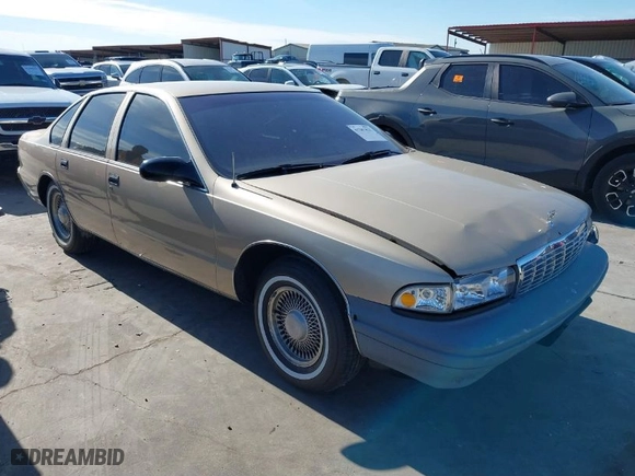 1996 Chevrolet Caprice Classic 1SA Special Value Pkg with VIN 1G1BL52W2TR102066, listed as a IAAI auction lot 41287821 with 276,757 mi miles. Bid and sale history available at carsss.com. Image 1.