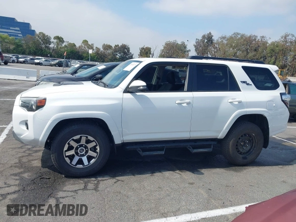 2021 Toyota 4Runner TRD Off Road Premium with VIN JTERU5JR7M5940287, listed as a IAAI auction lot 42592875 with 21,771 mi miles and . Bid and sale history available at DreamBid. Image 14.