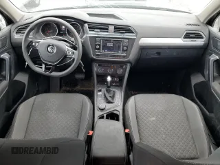 2021 Volkswagen Tiguan S z VIN 3VV0B7AX6MM023026, wystawiony jako Copart lot #60134345 z przebiegiem 98 196 mil mil oraz Szkoda całkowita • Salvage title. Historia ofert i sprzedaży dostępna na DreamBid. Obrazek 8.