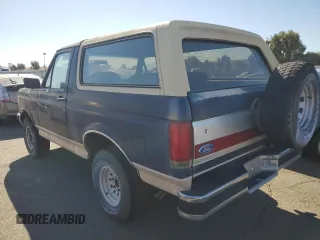 1990 Ford Bronco Custom with VIN 1FMEU15H1LLA84844, listed as a Copart auction lot 70136474 with 45,605 mi miles and Clean Title. Bid and sale history available at carsss.com. Image 2.