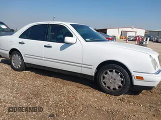 1999 Mercedes-Benz E-Class with VIN WDBJF65H6XA867166, listed as a IAAI auction lot 42017341 with 89,841 mi miles. Bid and sale history available at carsss.com. Image 13.