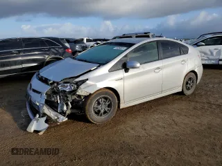 2015 Toyota Prius Four with VIN JTDKN3DU8F0484923, listed as a Copart auction lot 49268015 with 165,051 mi miles and Salvage Title. Bid and sale history available at carsss.com. Image 1.