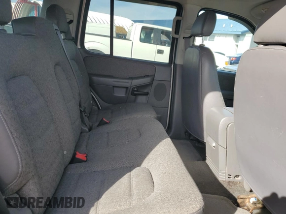 2005 Ford Explorer XLS z VIN 1FMZU72E85UB83687, wystawiony jako Copart lot #78074214 z przebiegiem 115 542 mil mil oraz Szkoda całkowita • Salvage title. Historia ofert i sprzedaży dostępna na DreamBid. Obrazek 11.