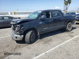 2015 Toyota Tundra SR5 z VIN 5TFDY5F1XFX483181, wystawiony jako Copart lot #57321825 z przebiegiem Nie podano mil oraz Szkoda całkowita • Salvage title. Historia ofert i sprzedaży dostępna na DreamBid. Obrazek 1.