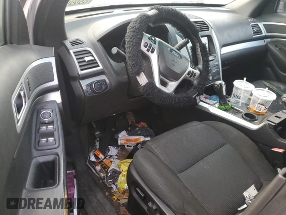 2014 Ford Explorer XLT z VIN 1FM5K7D87EGA36755, wystawiony jako Copart lot #64586735 z przebiegiem 175 527 mil mil oraz Czysty tytuł • Clean title. Historia ofert i sprzedaży dostępna na DreamBid. Obrazek 8.