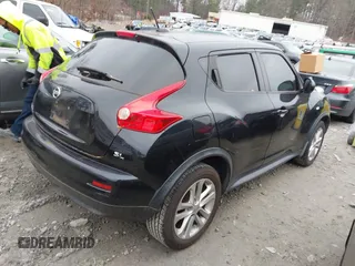 2011 Nissan Juke SL with VIN JN8AF5MR1BT012026, listed as a IAAI auction lot 41474175 with 152,281 mi miles. Bid and sale history available at carsss.com. Image 4.