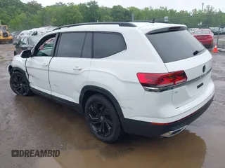 2023 Volkswagen Atlas SE with VIN 1V2HP2CA0PC544469, listed as a IAAI auction lot 42274112 with 19,097 mi miles and . Bid and sale history available at DreamBid. Image 3.