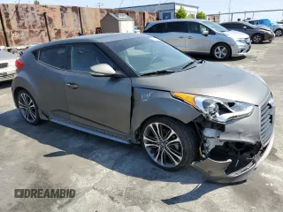 2016 Hyundai Veloster Turbo with VIN KMHTC6AE7GU267913, listed as a Copart auction lot 68070083 with 105,863 mi miles. Bid and sale history available at carsss.com. Image 4.