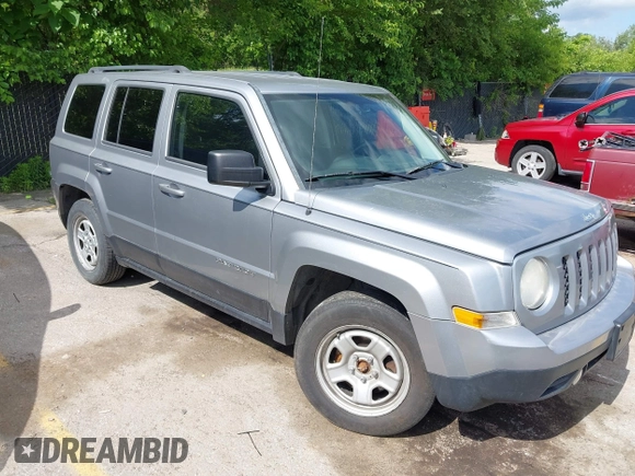 2014 Jeep Patriot Altitude z VIN 1C4NJPBA8ED789242, wystawiony jako IAAI lot #42349465 z przebiegiem 150 835 mil mil oraz . Historia ofert i sprzedaży dostępna na DreamBid. Obrazek 1.