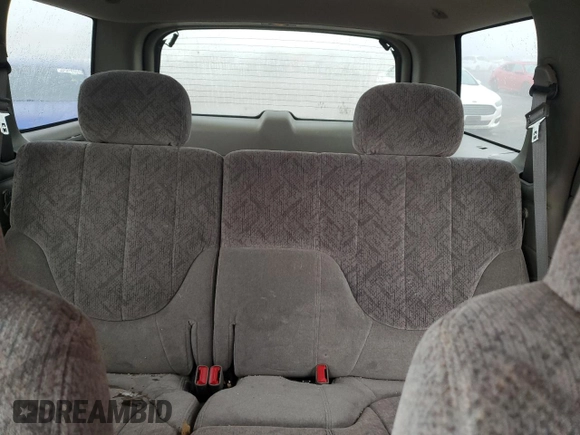1998 GMC Jimmy SL with VIN 1GKCS13W8W2572514, listed as a Copart auction lot 83016224 with 85,044 mi miles and Salvage Title. Bid and sale history available at carsss.com. Image 10.