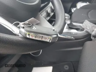 2021 Kia Forte LXS z VIN 3KPF24AD1ME361778, wystawiony jako IAAI lot #42275086 z przebiegiem 13 472 mil mil oraz . Historia ofert i sprzedaży dostępna na DreamBid. Obrazek 11.