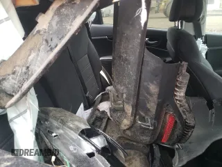 2016 Kia Sorento LX z VIN 5XYPGDA55GG078533, wystawiony jako Copart lot #56159755 z przebiegiem Nie podano mil oraz Nie do naprawy • Non repairable. Historia ofert i sprzedaży dostępna na DreamBid. Obrazek 10.