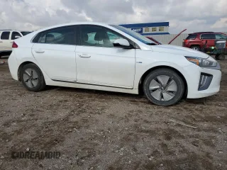 2020 Hyundai Ioniq SE with VIN KMHC75LC0LU186434, listed as a Copart auction lot 58251755 with 131,785 mi miles and Salvage title. Bid and sale history available at DreamBid. Image 4.