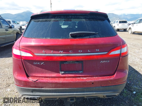 2016 Lincoln MKX Reserve с VIN 2LMPJ8LRXGBL38521, выставлен на аукционе IAAI как лот 42125810 с пробегом 118 325 миль миль и . История ставок и продаж доступна на DreamBid. Изображение 16.