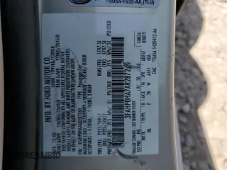 2010 Ford Fusion SE z VIN 3FAHP0HA7AR287260, wystawiony jako Copart lot #59298685 z przebiegiem 231 642 mil mil oraz Szkoda całkowita • Salvage title. Historia ofert i sprzedaży dostępna na DreamBid. Obrazek 12.