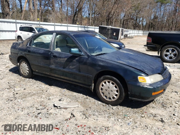 1997 Honda Accord EX with VIN 1HGCD5652VA034672, listed as a Copart auction lot 49098795 with 203,283 mi miles and Salvage Title. Bid and sale history available at DreamBid. Image 4.