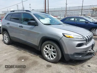 2016 Jeep Cherokee Sport z VIN 1C4PJLAB2GW324331, wystawiony jako IAAI lot #42432937 z przebiegiem 50 270 mil mil oraz . Historia ofert i sprzedaży dostępna na DreamBid. Obrazek 1.